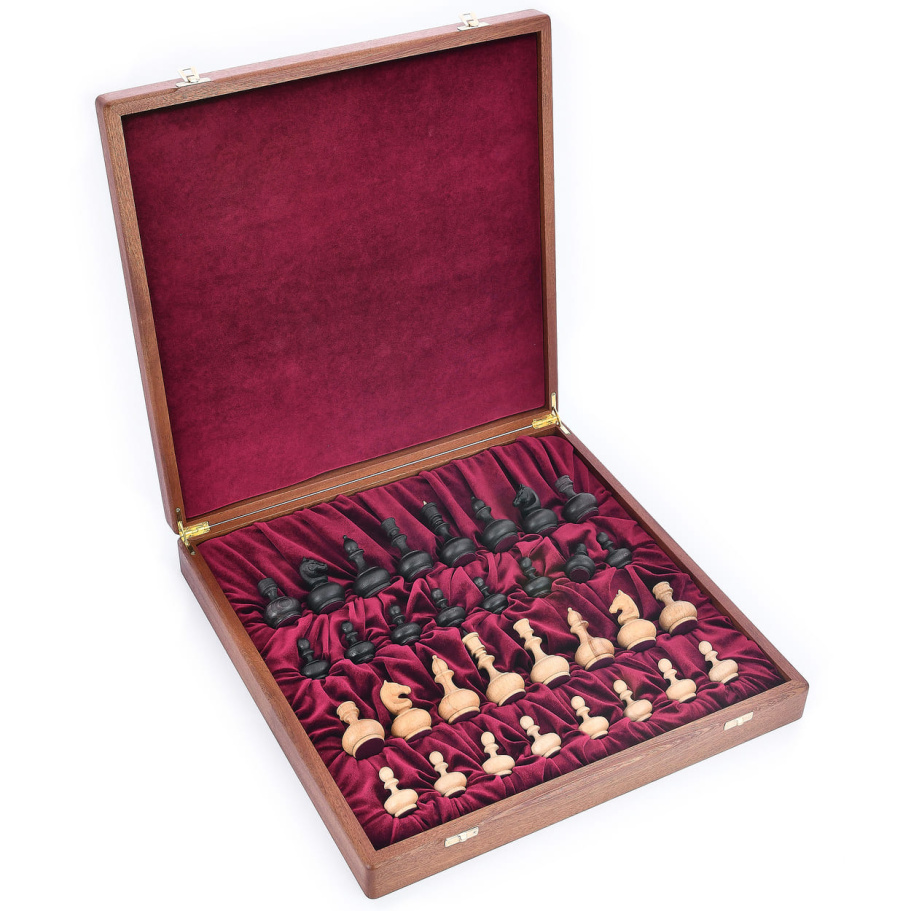 Шахматы в ларце "Гамбит" бук, WoodGames купить в Москве