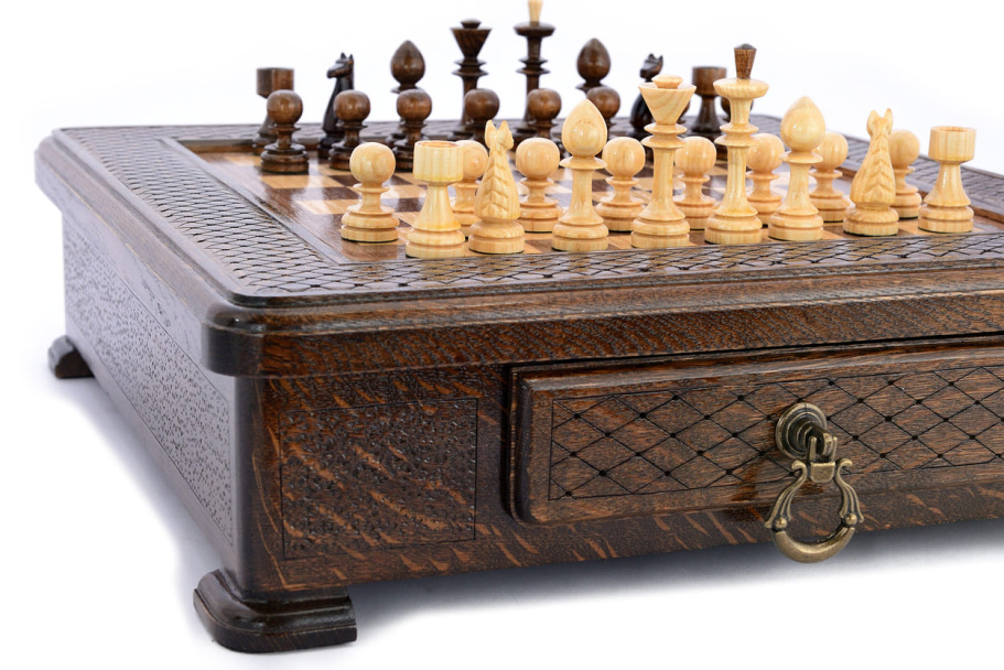 Шахматы резные в ларце "Доблесть" 40, Harutyunyan купить в Москве