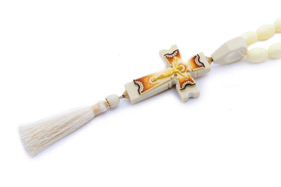 Четки белые "Крест" арамит, Беркутов К. купить в Москве