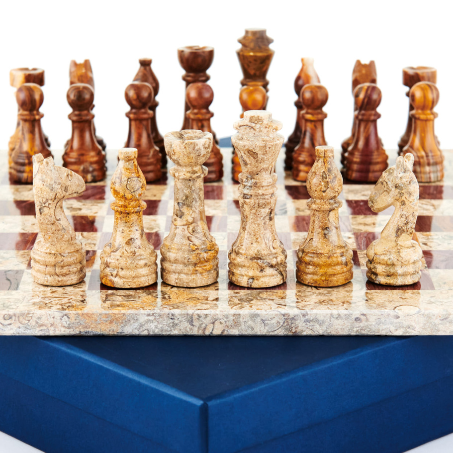 Шахматы из камня "Карфаген" яшма и ракушечник 30 купить в Москве