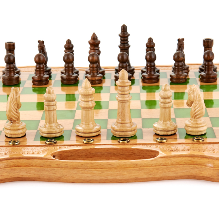 Шахматы резные "Изумруд" 40 купить в Москве