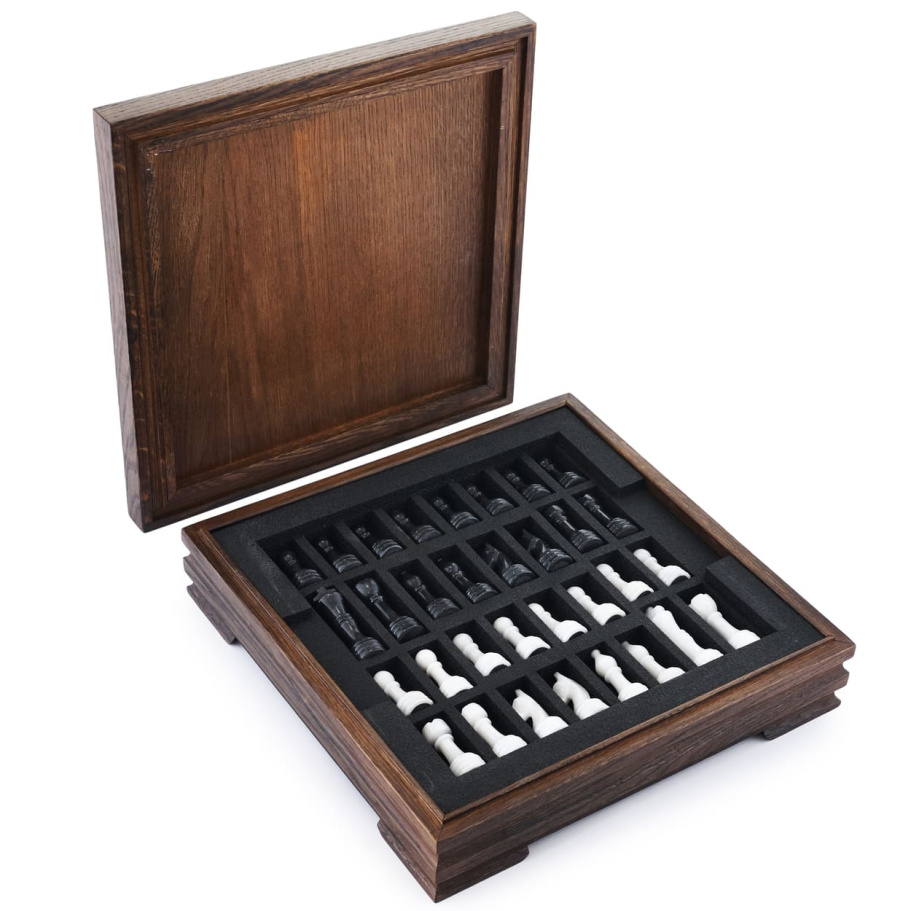 Шахматы из камня "Эпос" мрамор 30 купить в Москве