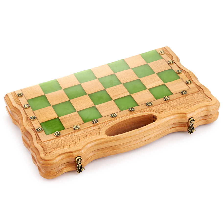 Шахматы резные "Изумруд" 40 купить в Москве